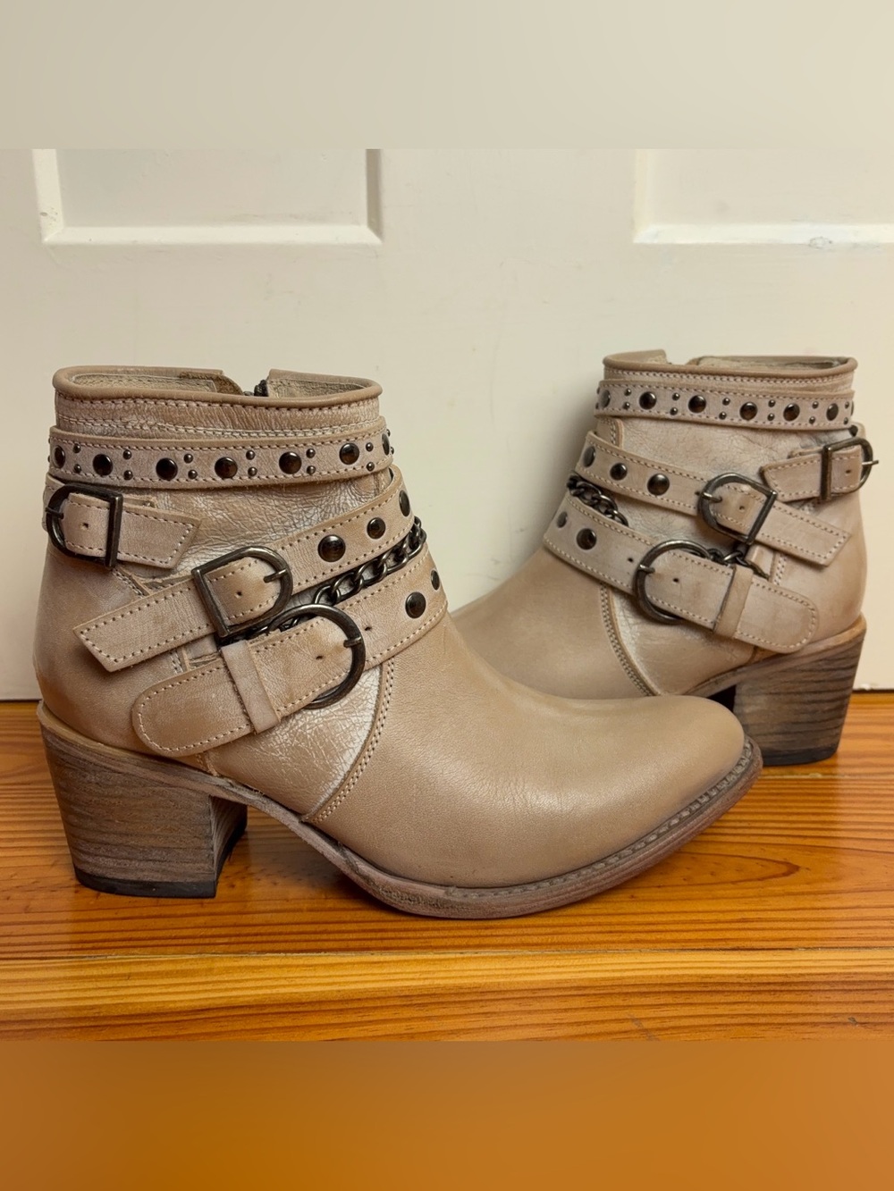 Freebird Western Ankle Boots Womens 9 Beige Leather